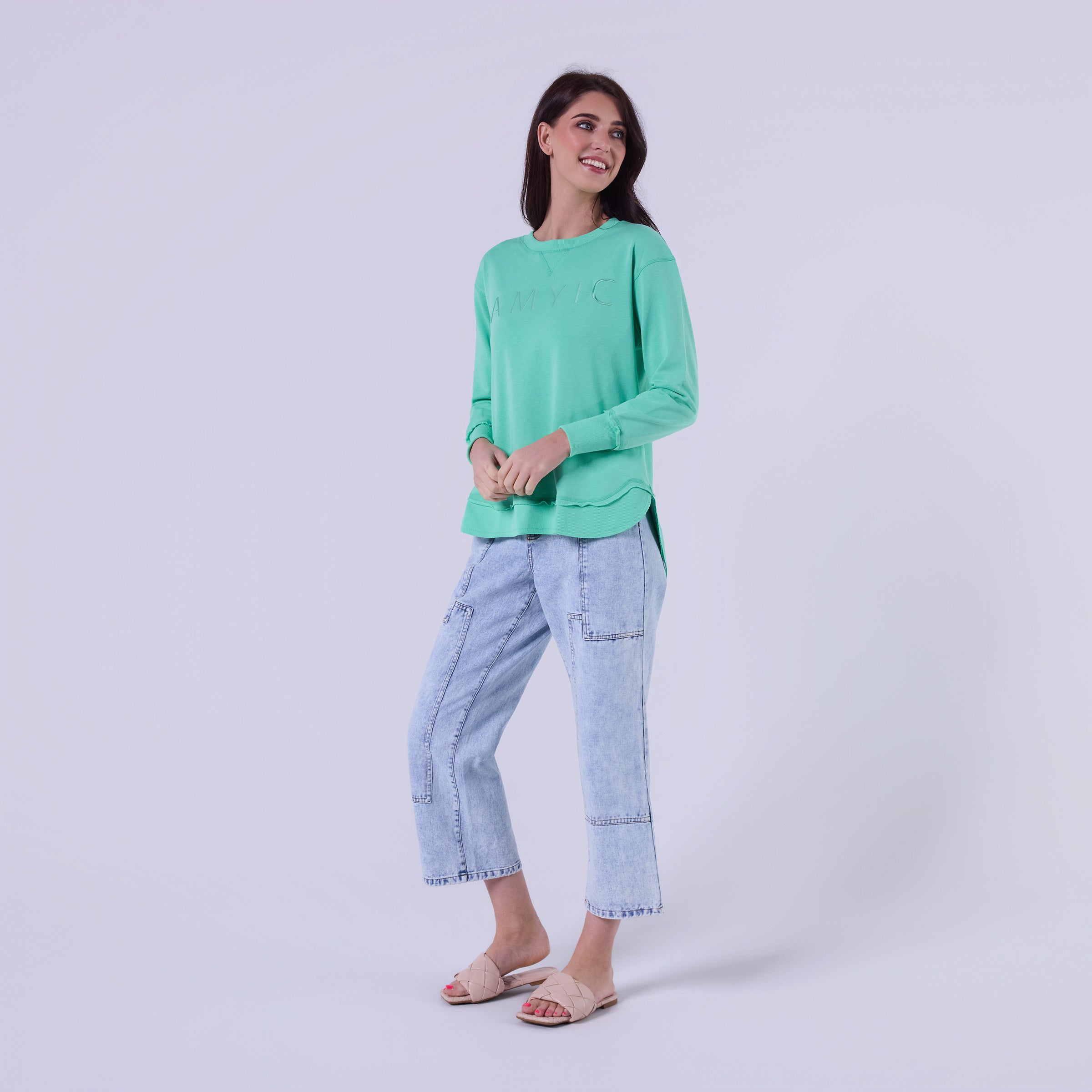 AM022161 BABY GREEN EMBROIDERY SWEATSHIRT