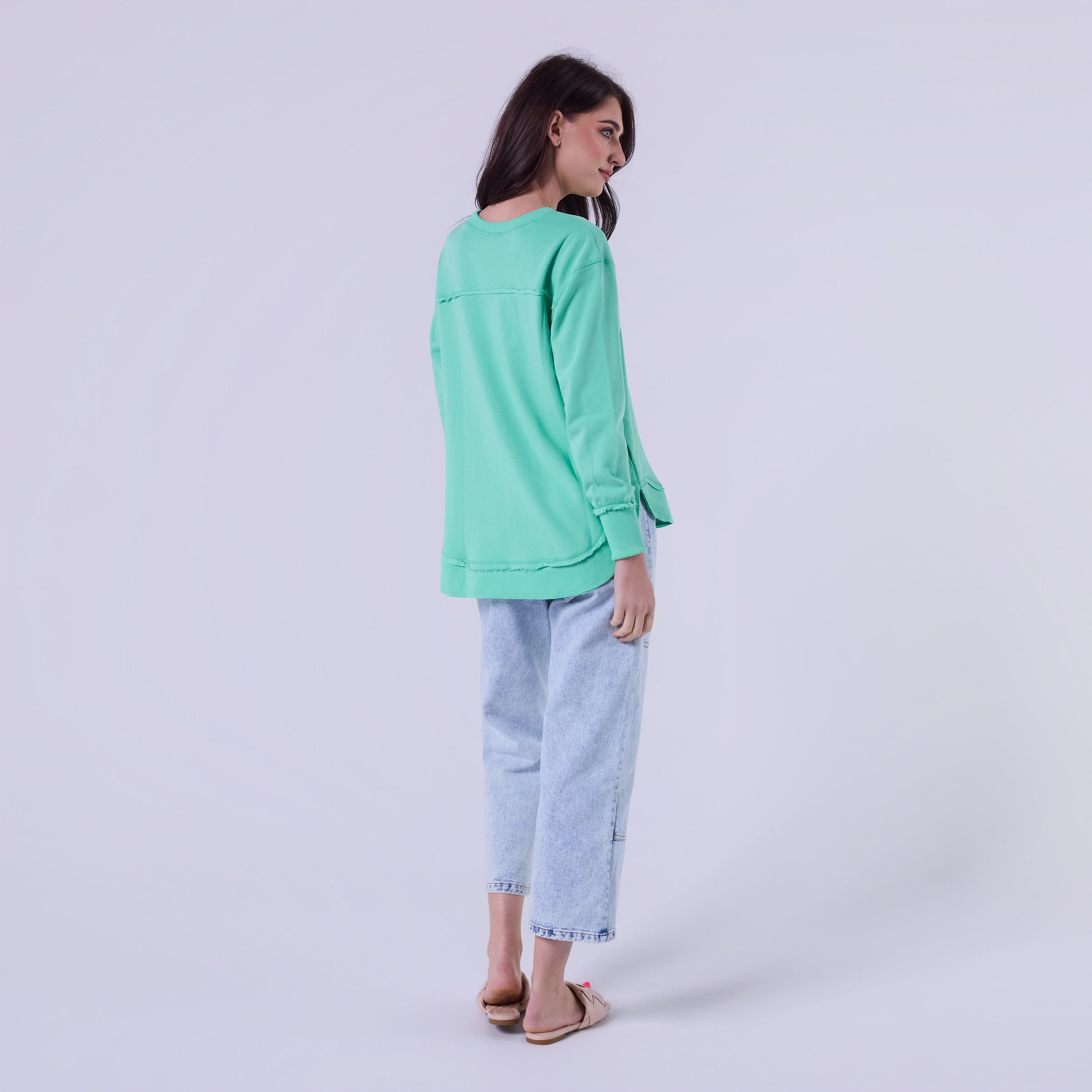 AM022161 BABY GREEN EMBROIDERY SWEATSHIRT