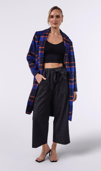 AM022184 CHECK COAT