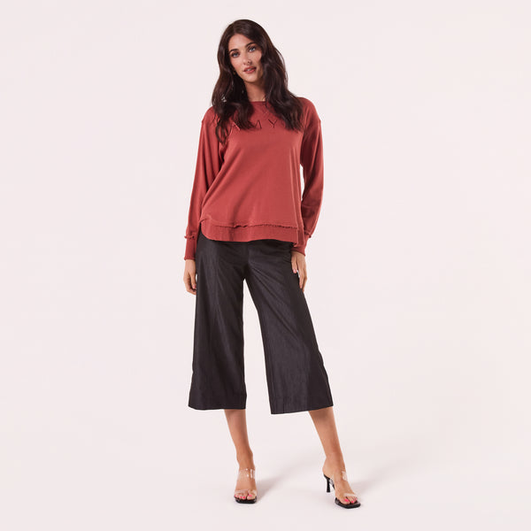 AM022161 RUST EMBROIDERY SWEATSHIRT