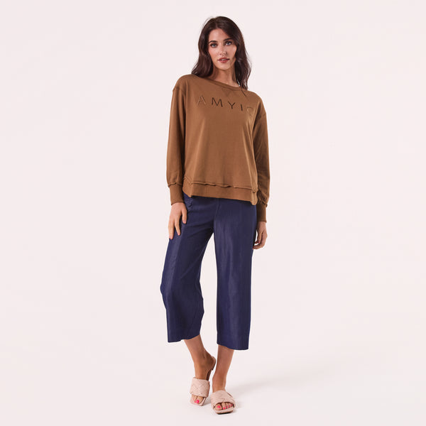 AM022161 MOCHA EMBROIDERY SWEATSHIRT