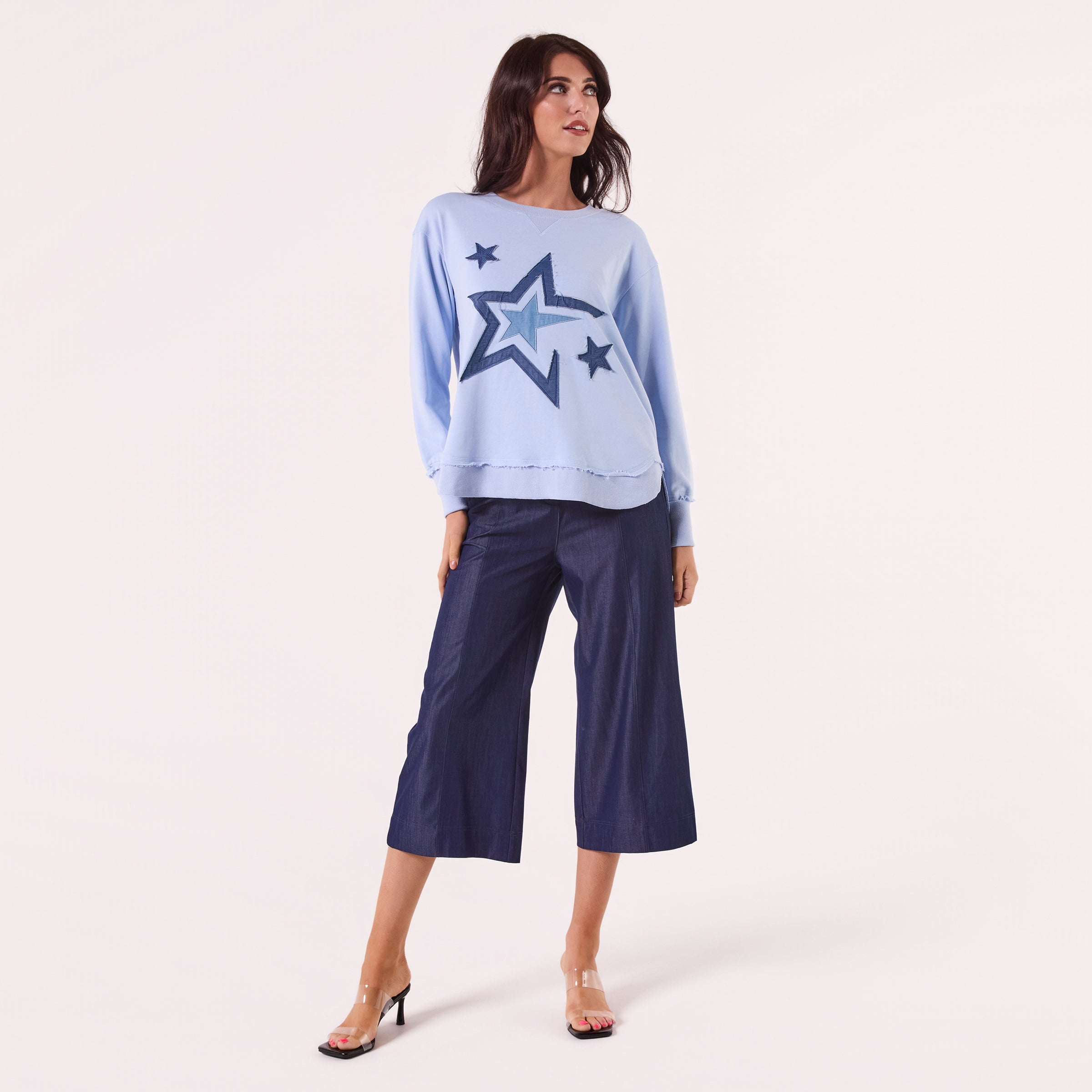 AM25016 MULTI STARS PRINT SWEATSHIRT