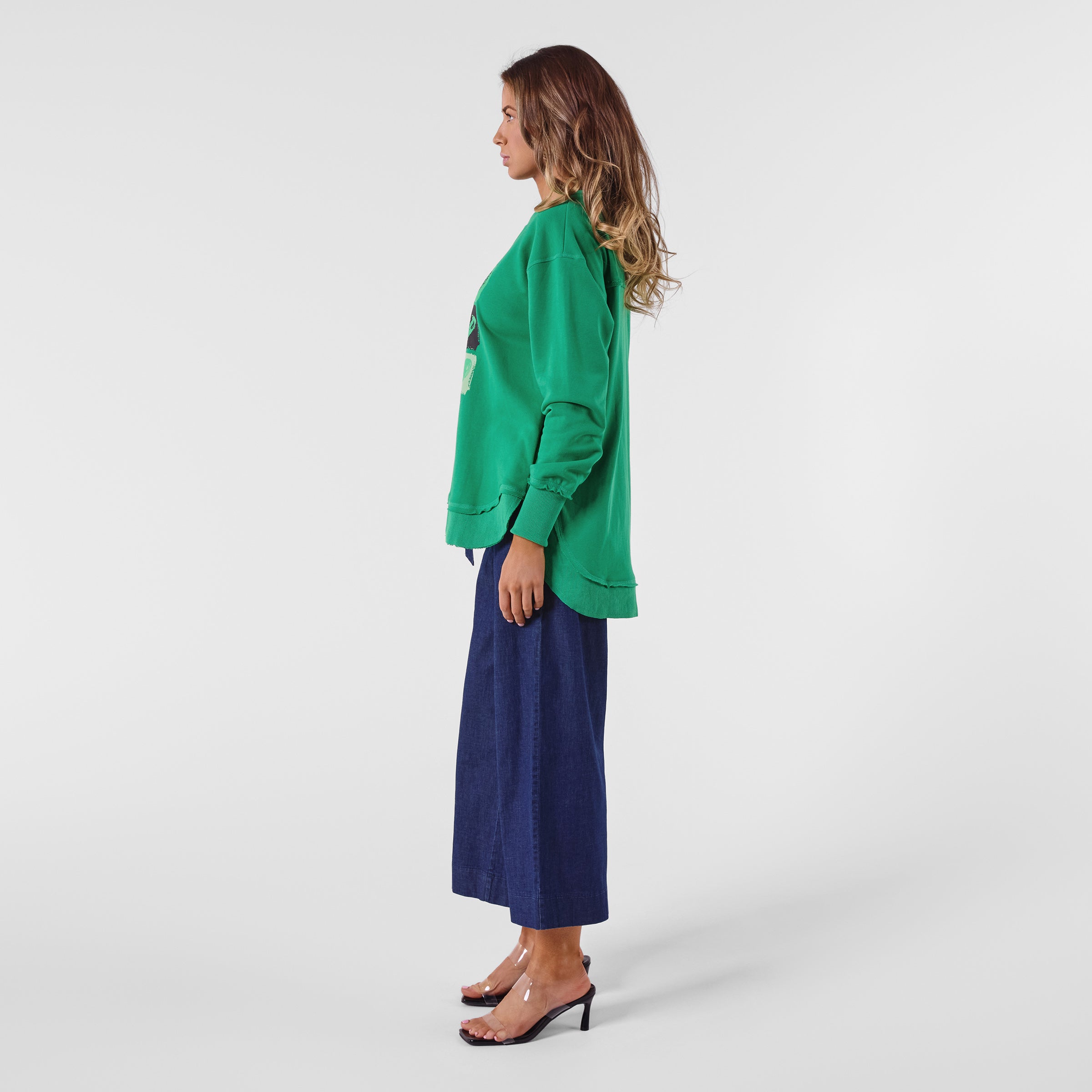 AM24026 MULTI PRINT SIDE POCKET SWEATSHIRT
