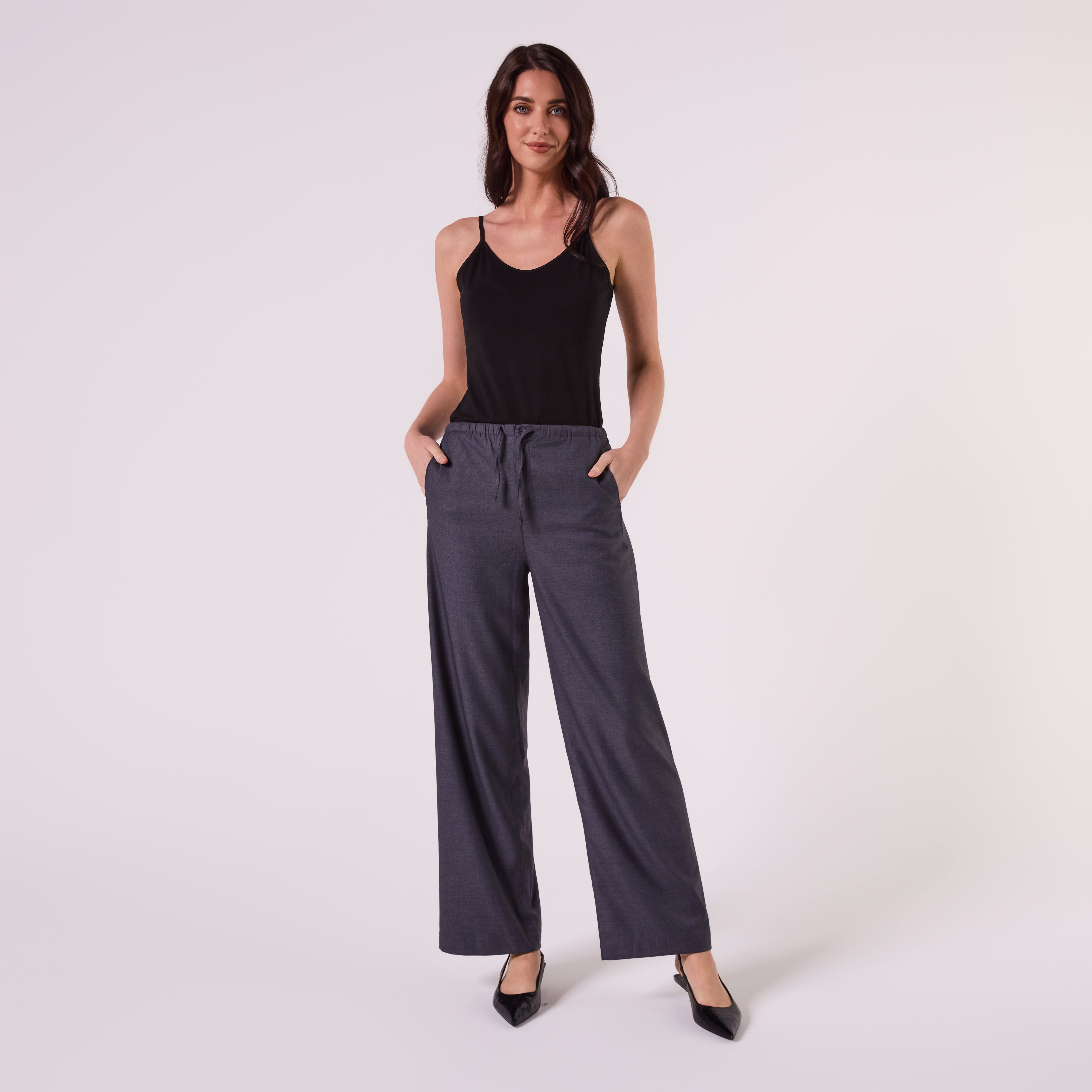 AM26011 DRAWSTRING WOOL PANTS (CHARCOAL)