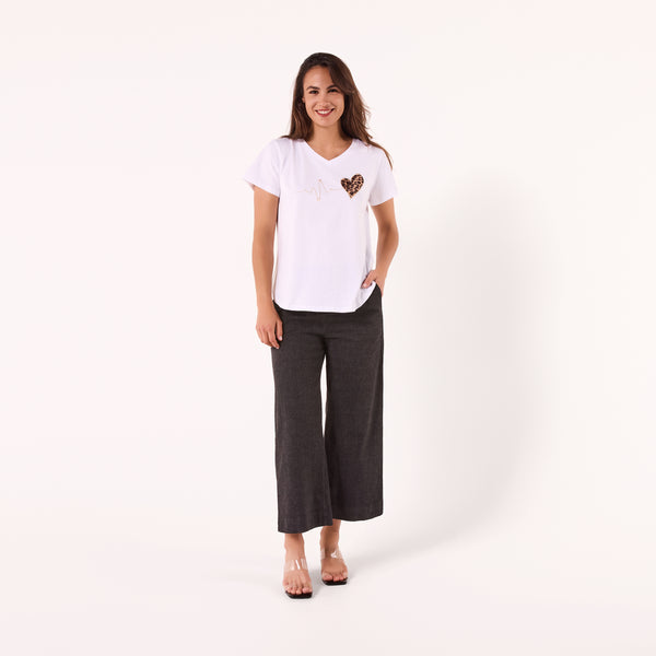 AM24062 EMBROIDER - V NECK TEE