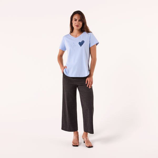 AM24062 EMBROIDER - V NECK TEE