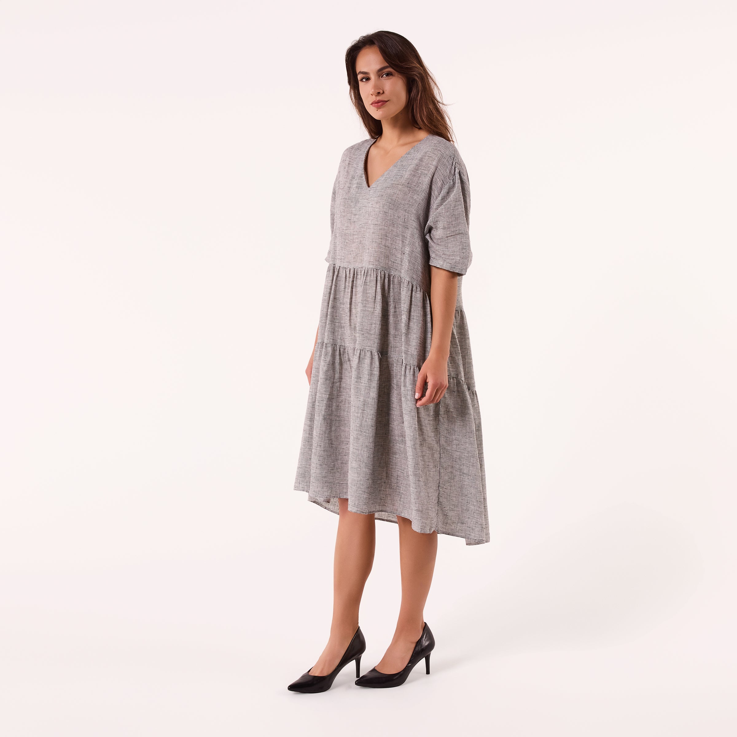 AM01128-2 V NECK GINGHAM 100%LINEN DRESS