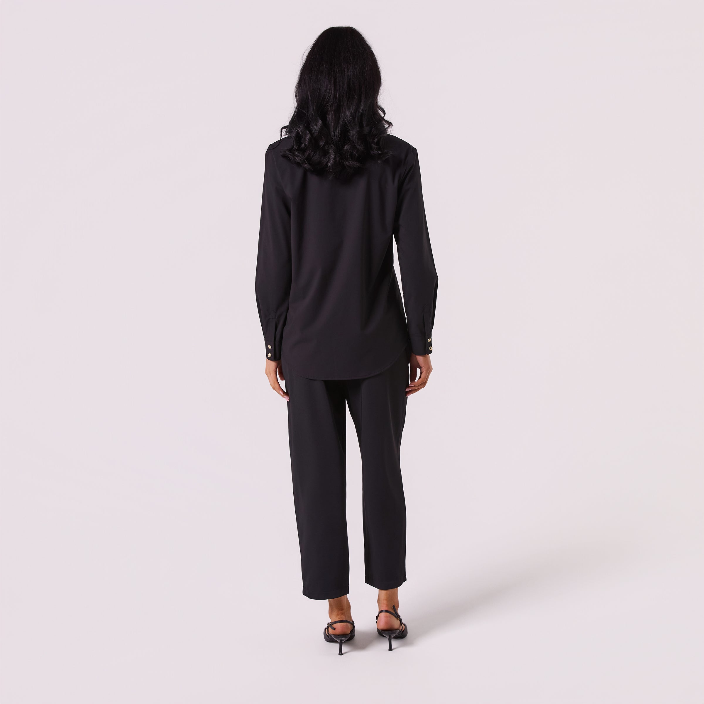 AM023055 STRAIGHT FIT SHIRT