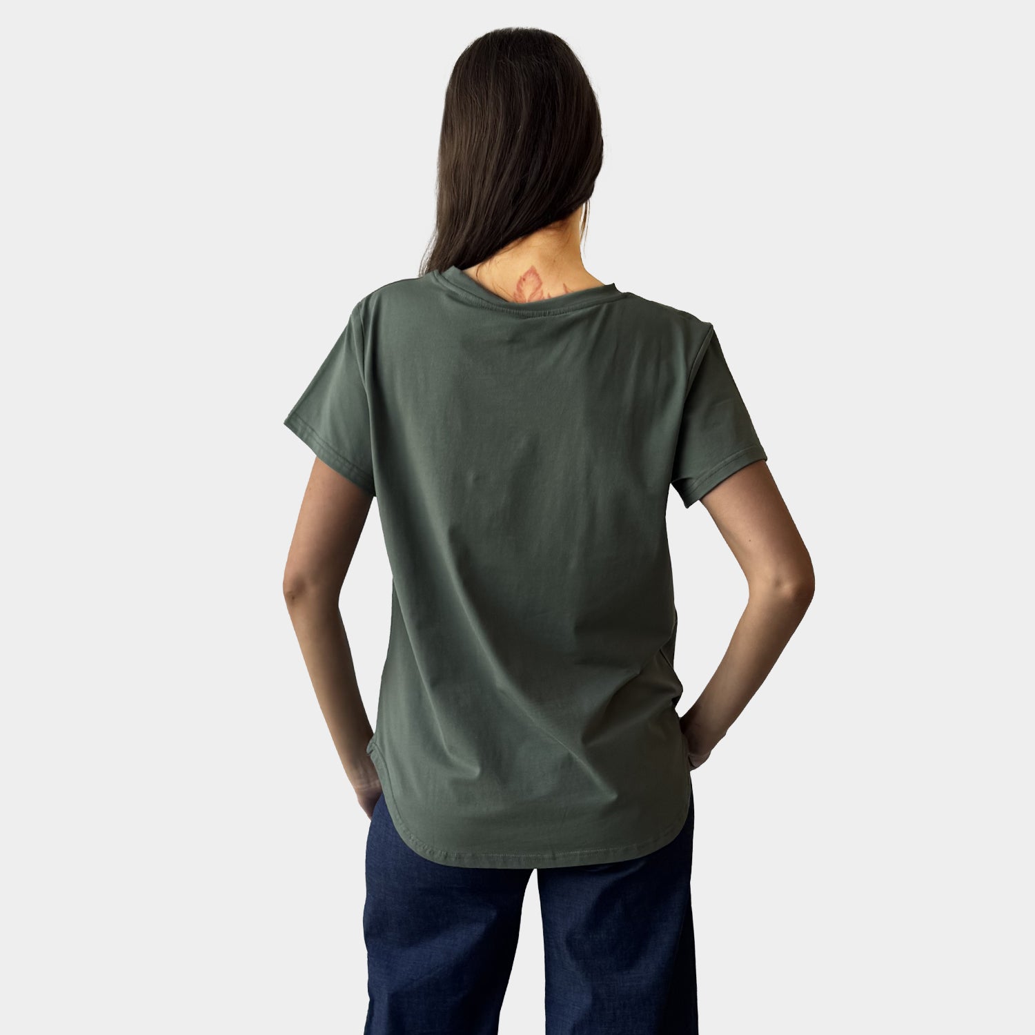 AM24063 MULTI STAR PRINT TEE