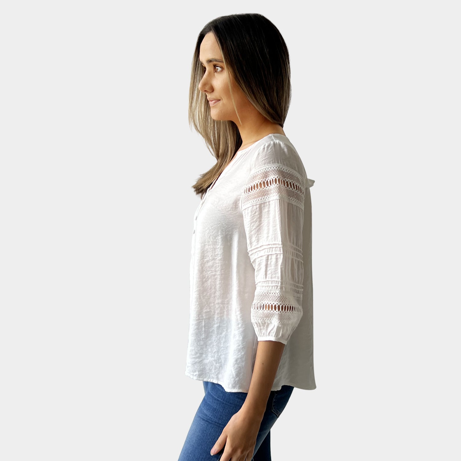 AM02398 LACE TRIM SLEEVE TOP