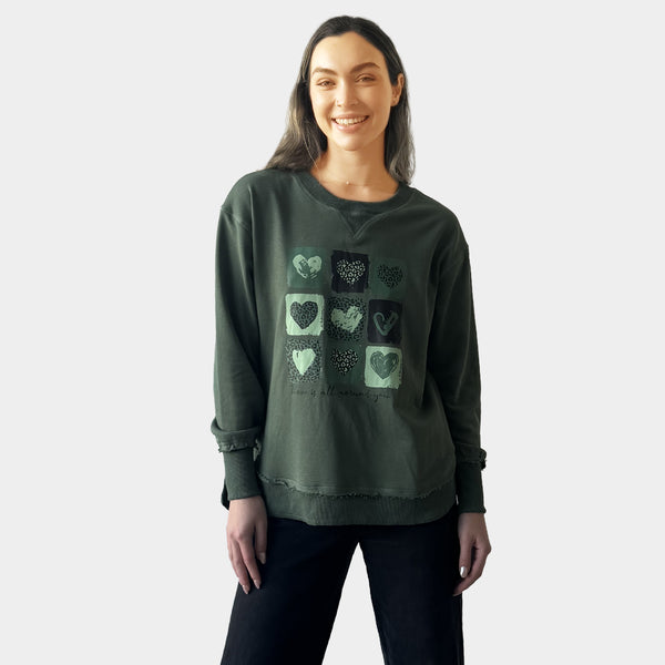 AM24026  MULTI PRINT SIDE POCKET SWEATSHIRT